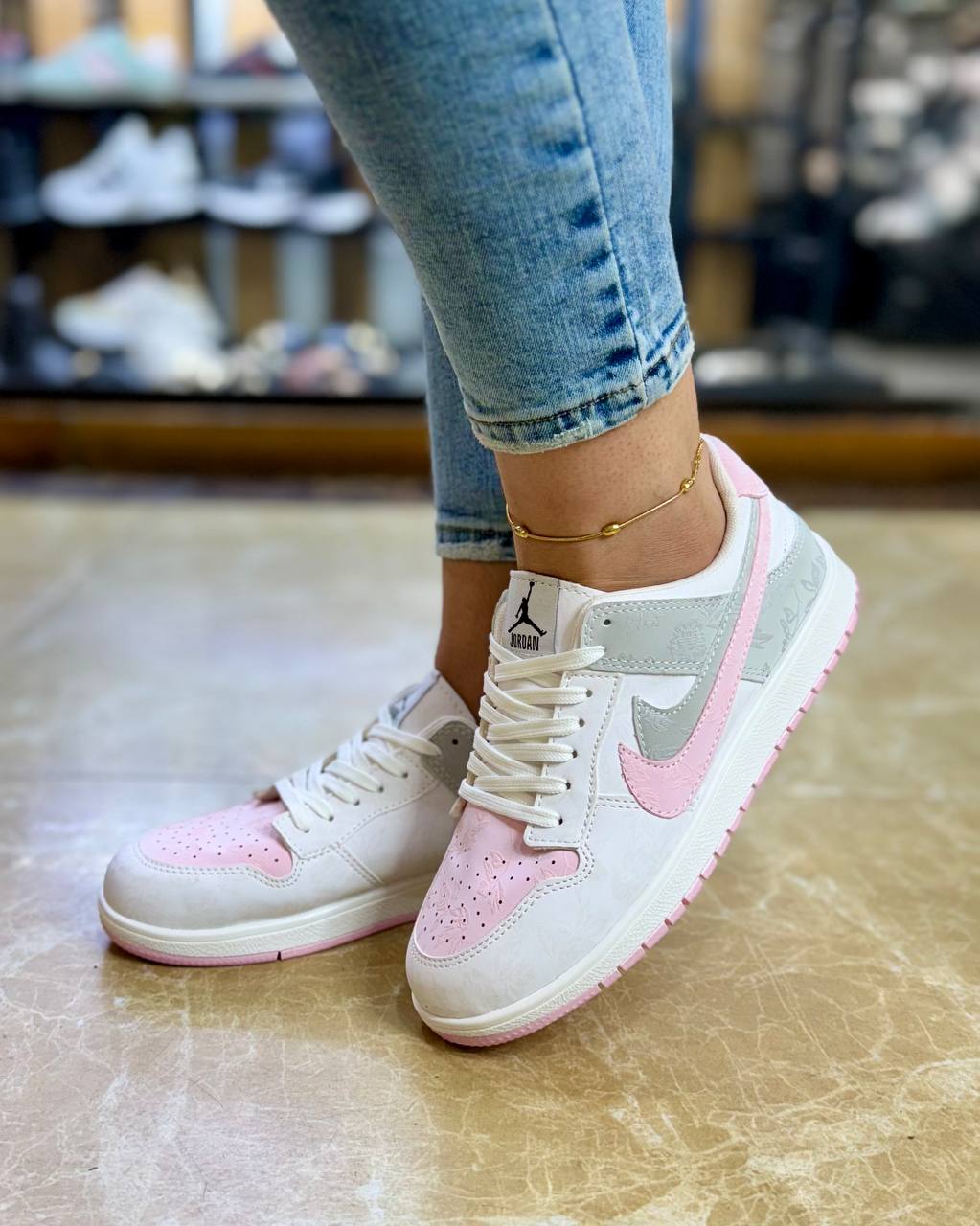 کتانی زنانه ونس نایکی دبل ( دو نایک دیبو)سفید طوسی صورتی