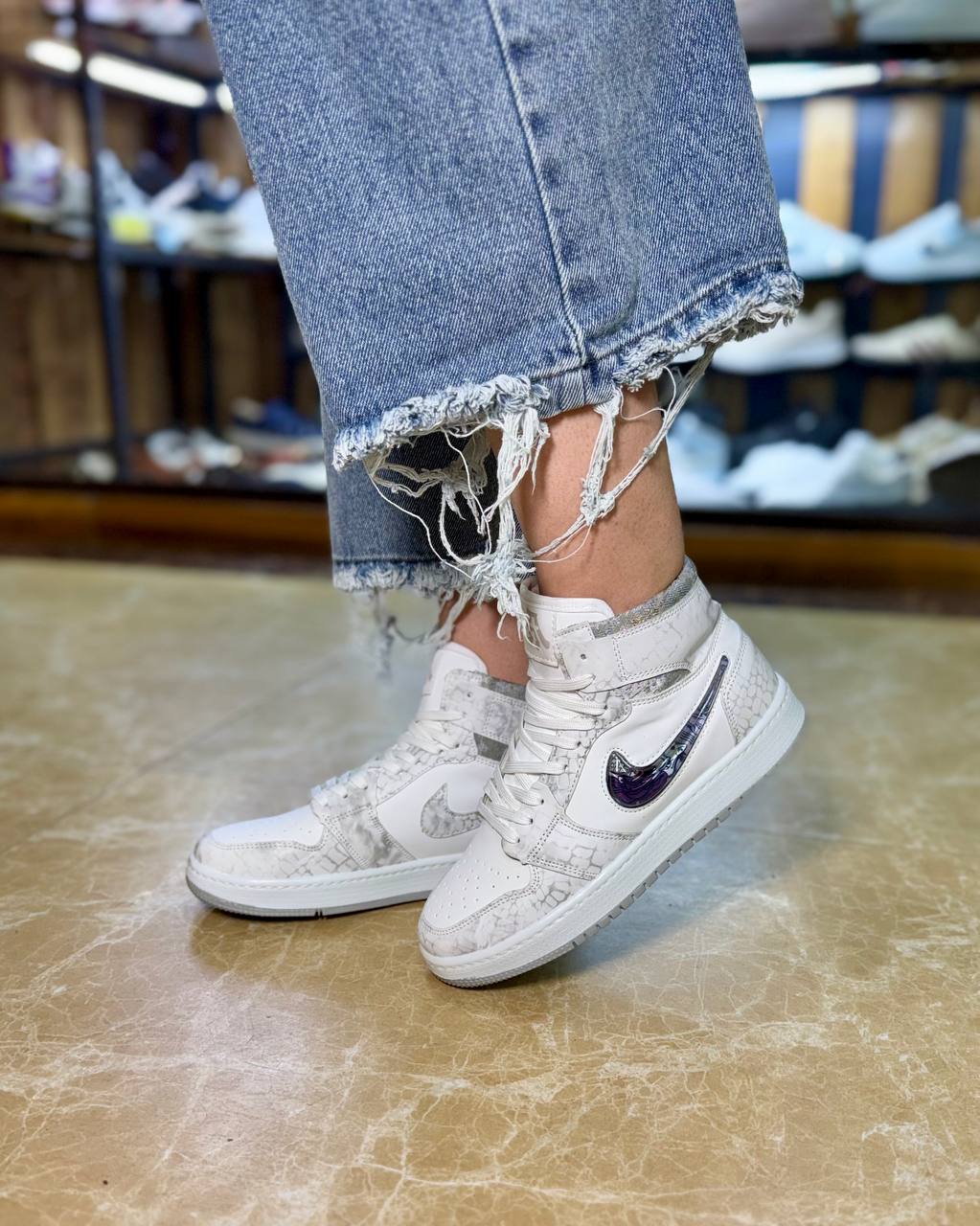 کتانی ساقدار زنانه نایکی دراگون طوسی